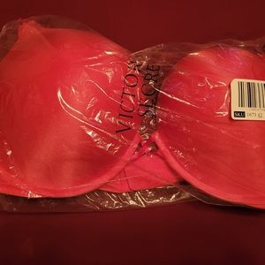 Victorias Secret Bombshell 38D Add 2 Cups Bra NWT